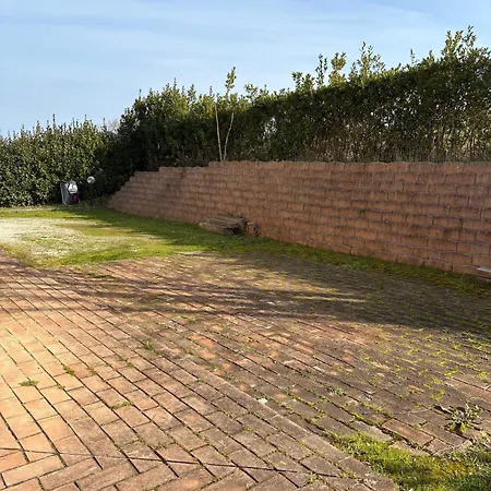 La Campagna Al Mare Apartment *